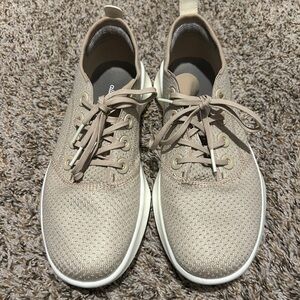 Women’s Allbirds Beige Running Sneakers Size 10